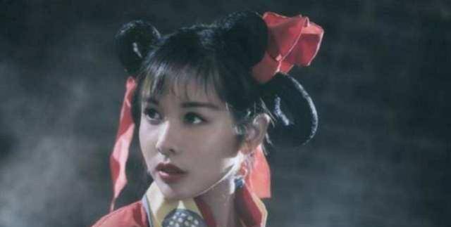 范遥武功盖世、胆识过人，看到小昭为何脸色大变？他在害怕什么？